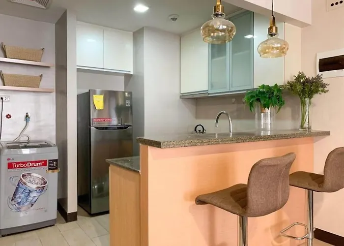 Premium At Greenbelt Makati Aparthotel