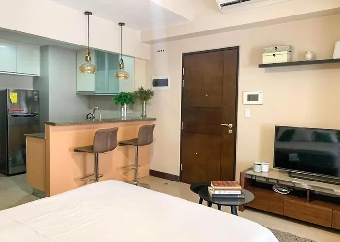 Premium At Greenbelt Makati * Manila