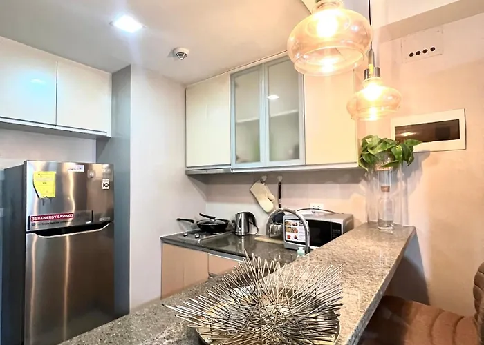 Premium At Greenbelt Makati * Manila